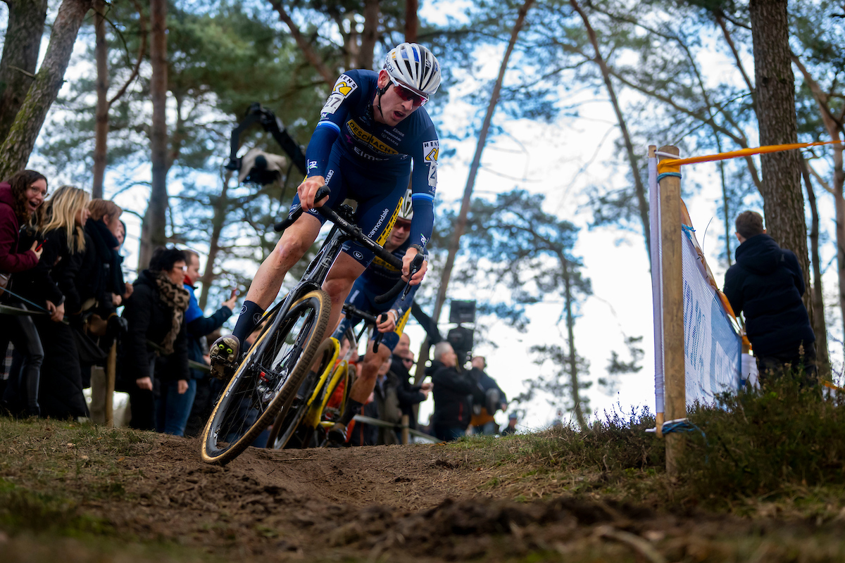 Toon Aerts komt kwalijk ten val in Oostmalle