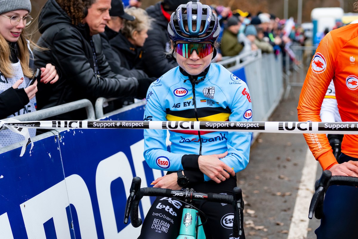 Laura Verdonschot knap 5de op het WK veldrijden