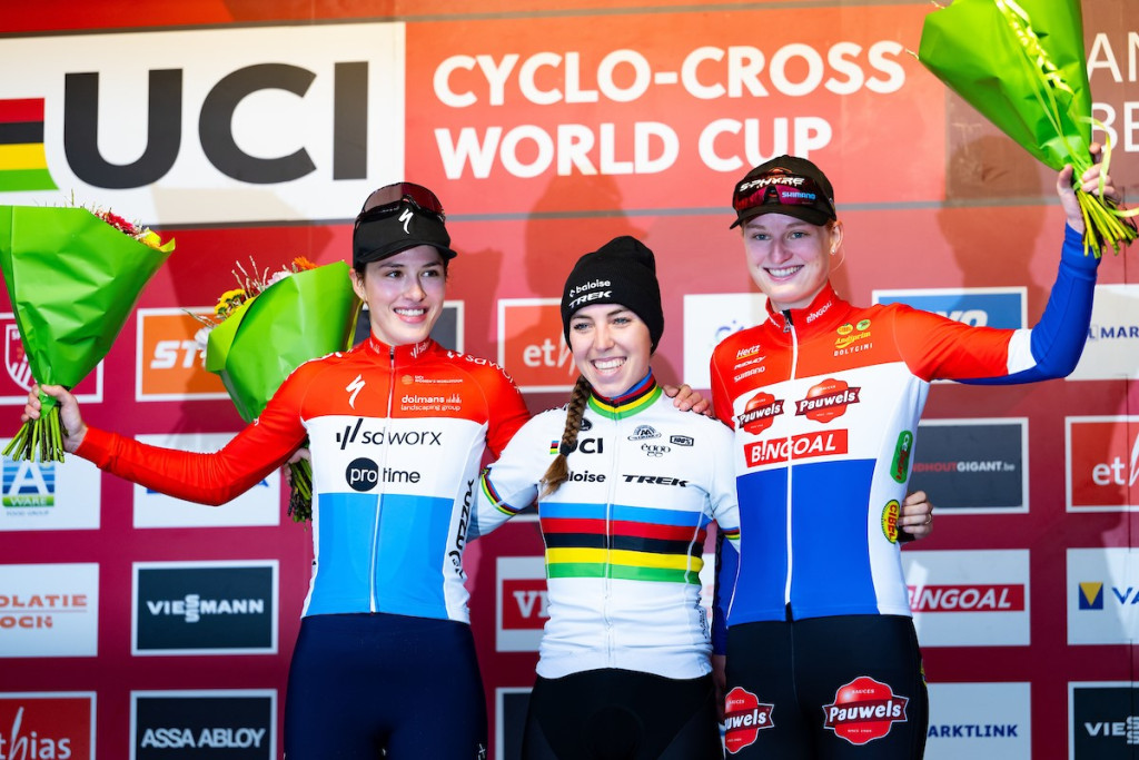 ANT_7253 podium U23 dames.jpg (213 KB)