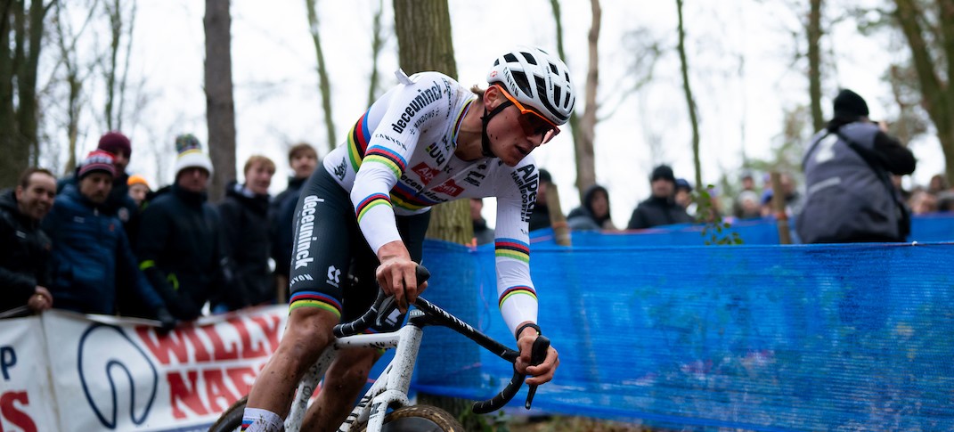 Van der Poel schittert ook in Gavere