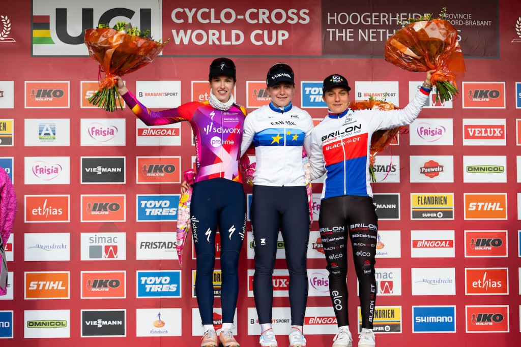 HOO_9399 podium U23 dames.jpg (252 KB)