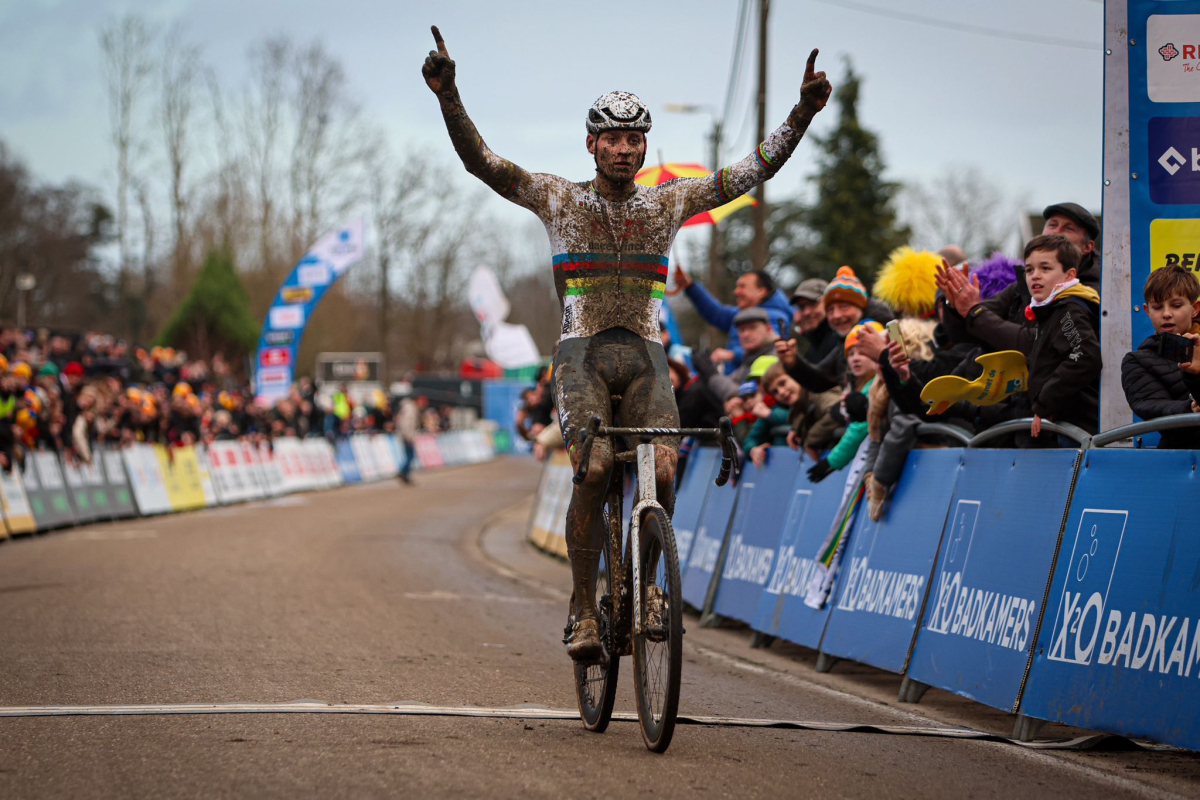 Van der Poel wint ook op 1 januari 2024