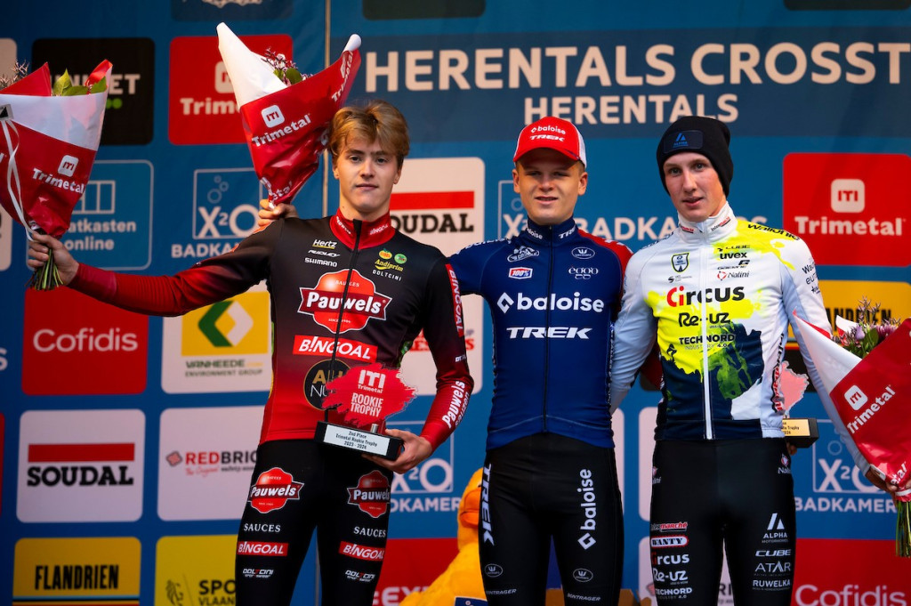 HER_3369 podium U23 heren.jpg (227 KB)