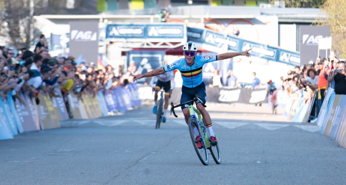 Thibau Nys wint Europese titel in Pontevedra