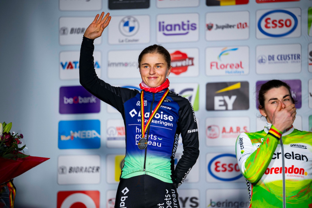 BK1_9067.jpg (181 KB)