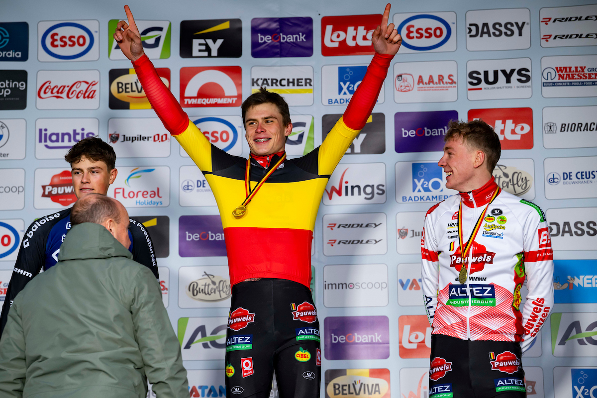 Jurgen Mettepenningen zag zijn team twee gouden en twee bronzen medailles winnen