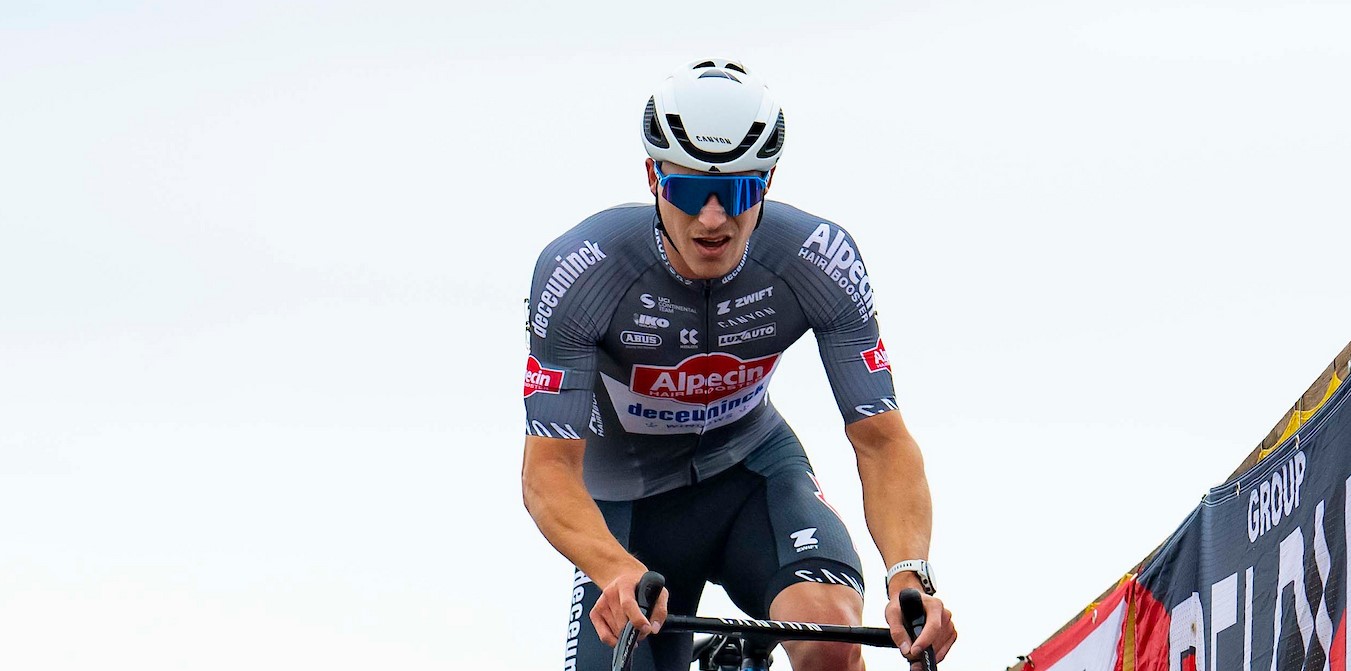 Niels Vandeputte zegeviert in Kortrijk