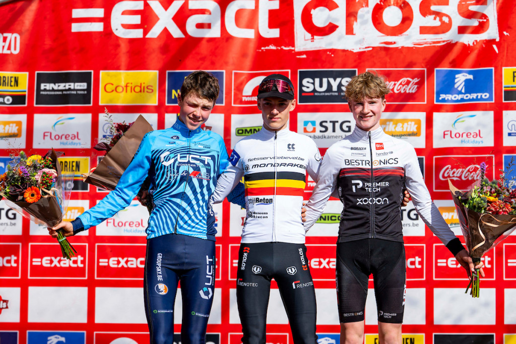 MEU_0602 podium nieuwelingen 2de j.jpg (307 KB)