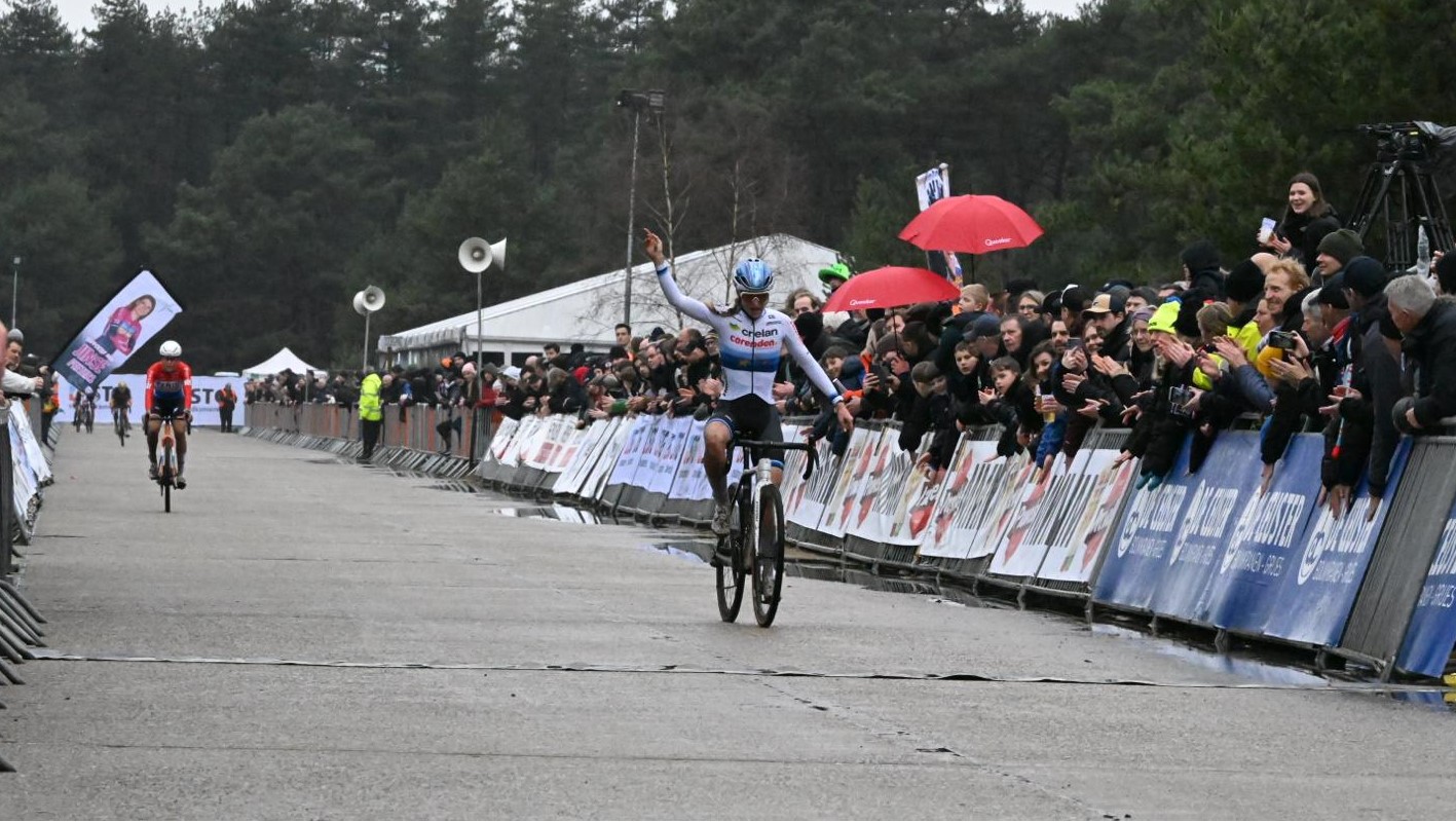Inge van der Heijden grijpt de zege in Oostmalle