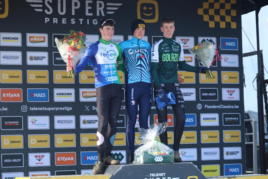 Middelkerke 26 podium nieuwelingen 2.jpeg (218 KB)