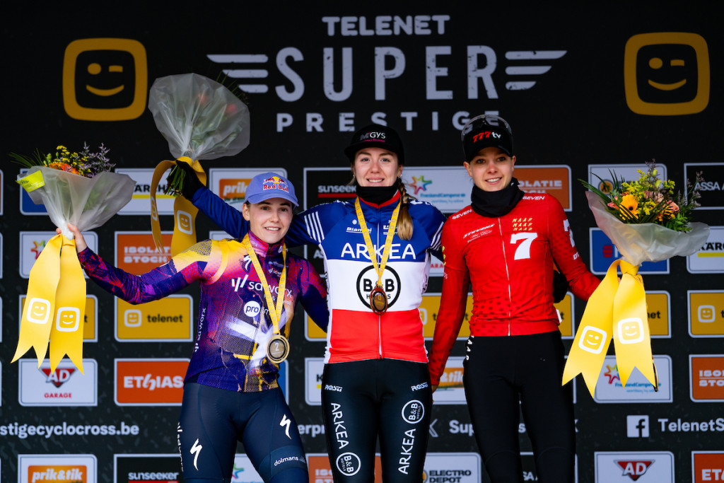 ZOL_2526.jpg (228 KB)