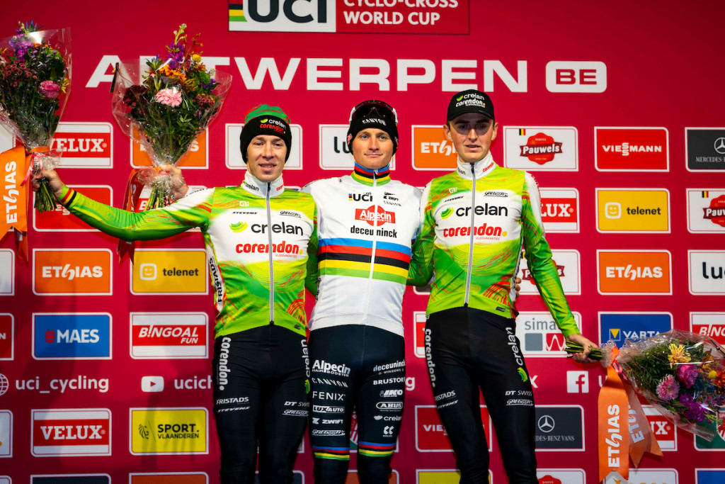 ANT_9547.jpg (280 KB)