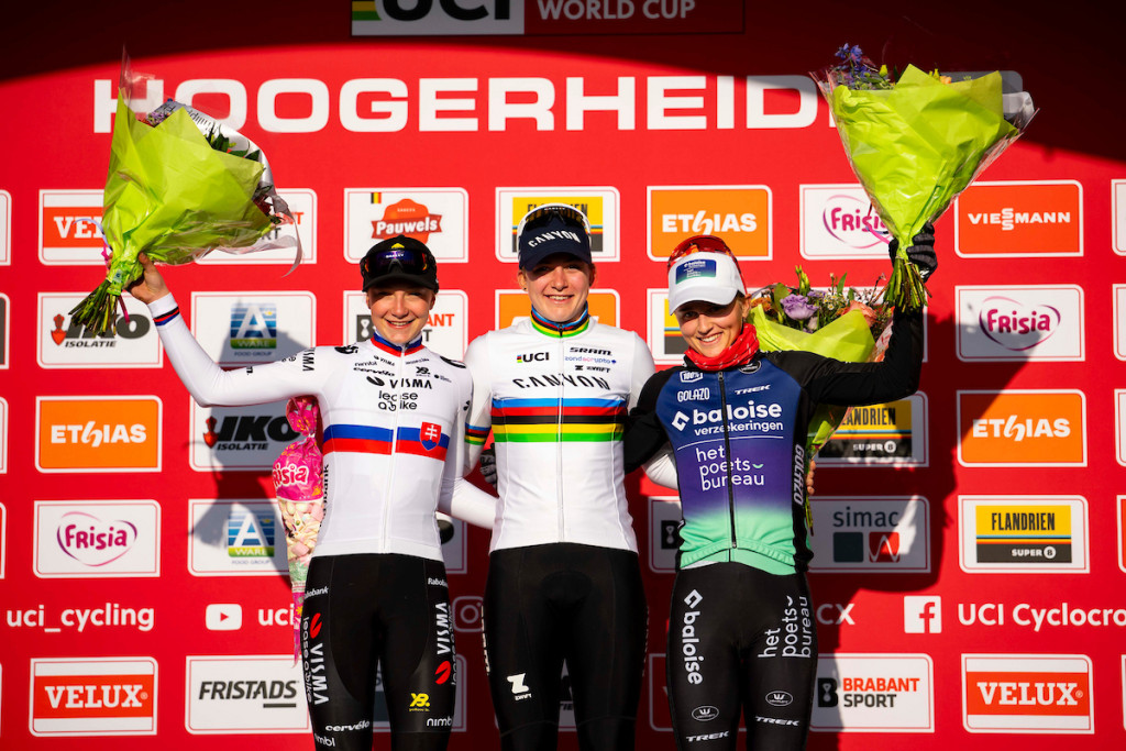 HOO_4947.jpg (250 KB)