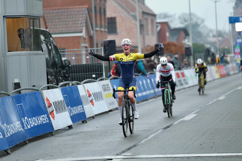 Nederlandse Isis Versluis is de beste juniore in Loenhout