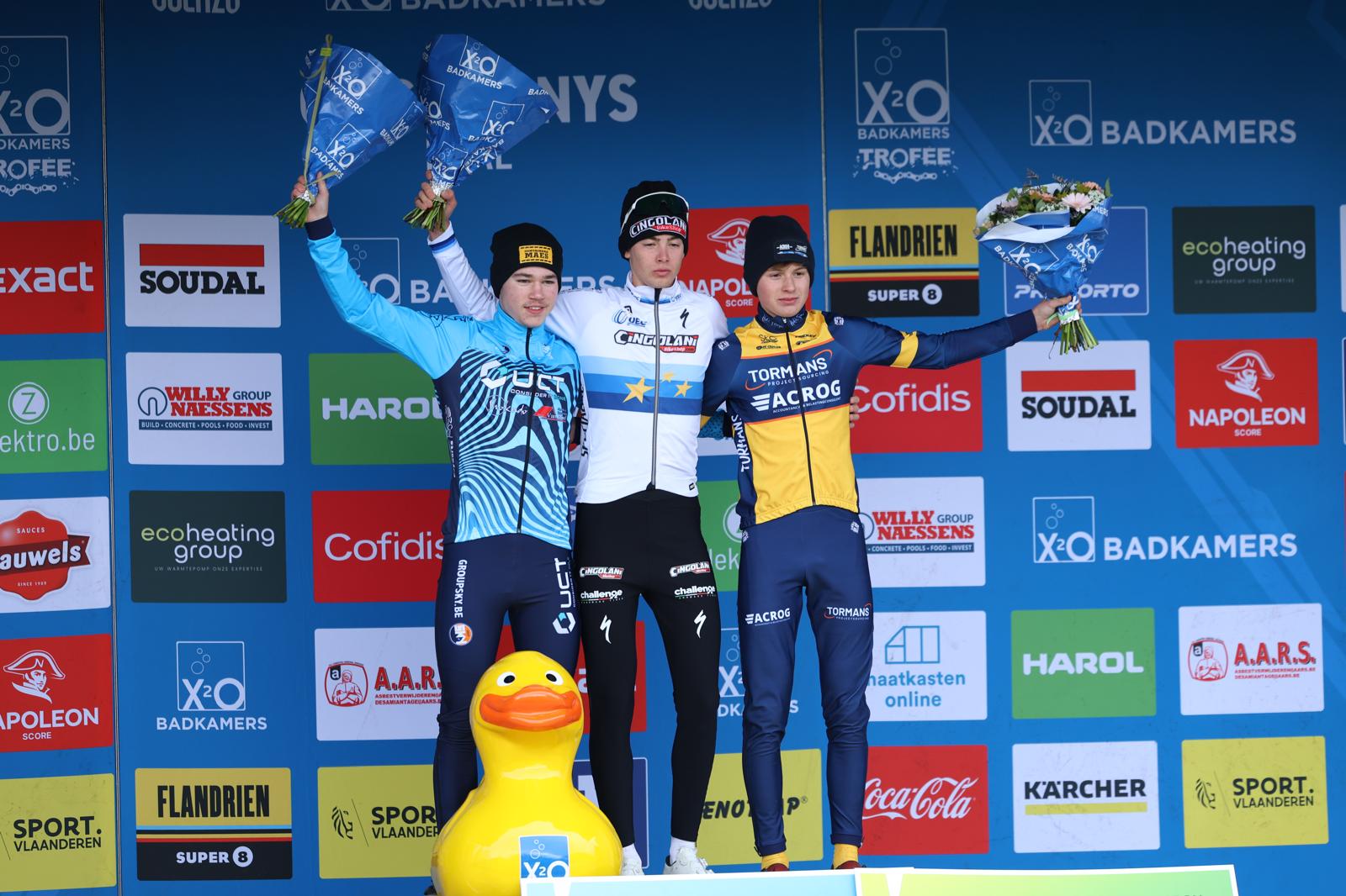 Baal 26 credit Bram podium junioren.jpeg (216 KB)