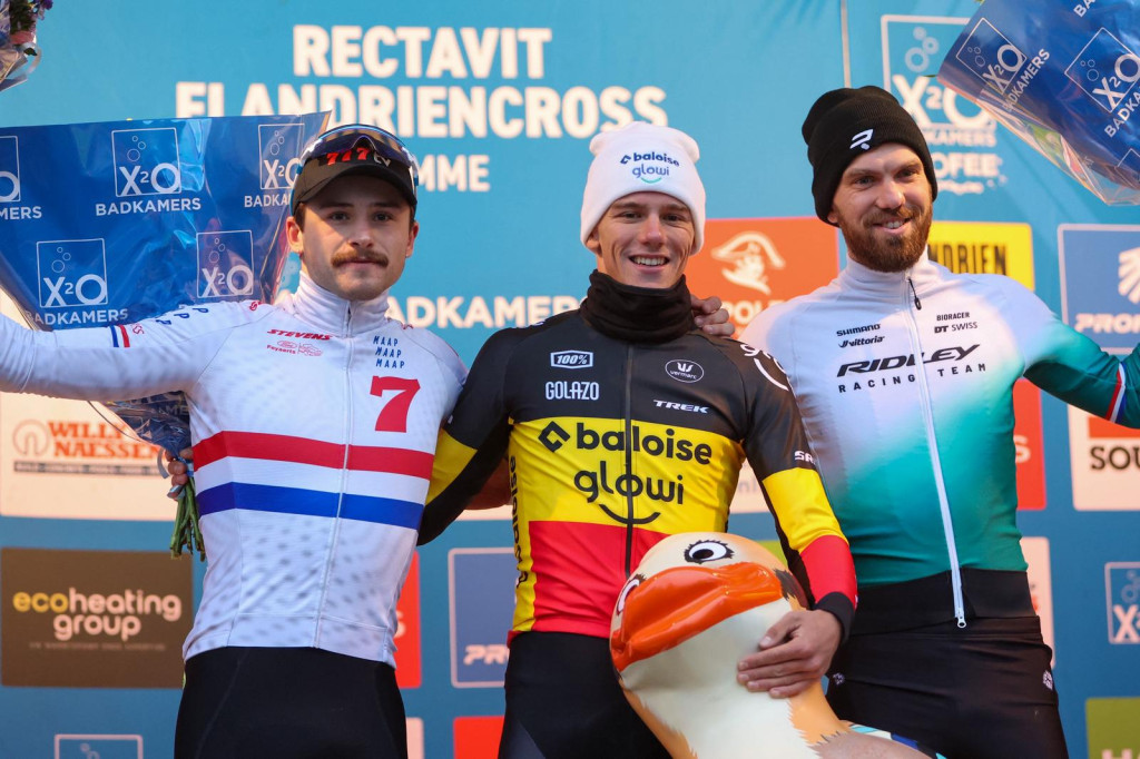 Flandriencross credit Yefrifotos podium elite heren.jpeg (210 KB)