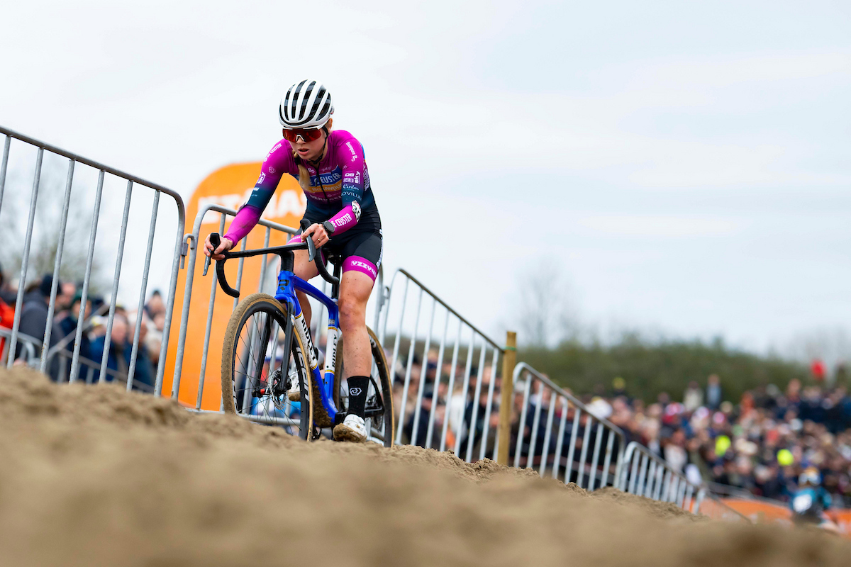 Laatste klassementscross voor Laura Verdonschot