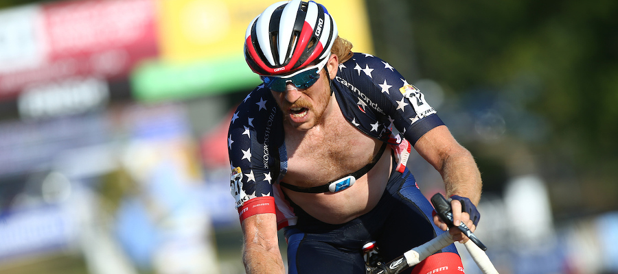 Amerikaans kampioen Hyde en wereldkampioen Van Aert samen op stage 