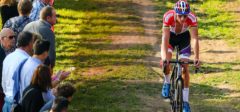 Mathieu van der Poel met maximum in Brico Crossen